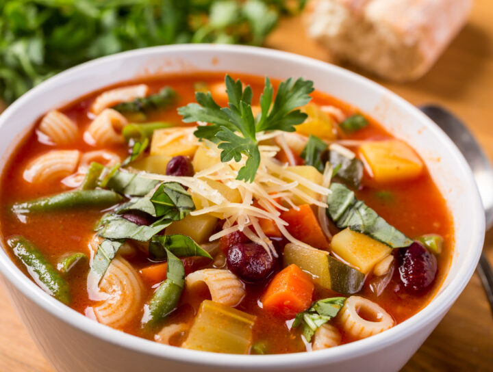 Minestrone soup rich in protein